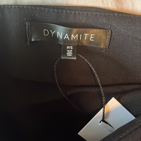 Black miniskirt - Picture 2 of 2